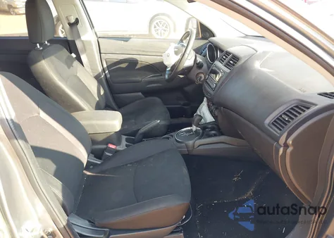 2015 Mitsubishi Outlander Sport Es z USA, uszkodzony, nr VIN 4A4AP3AU4FE026771